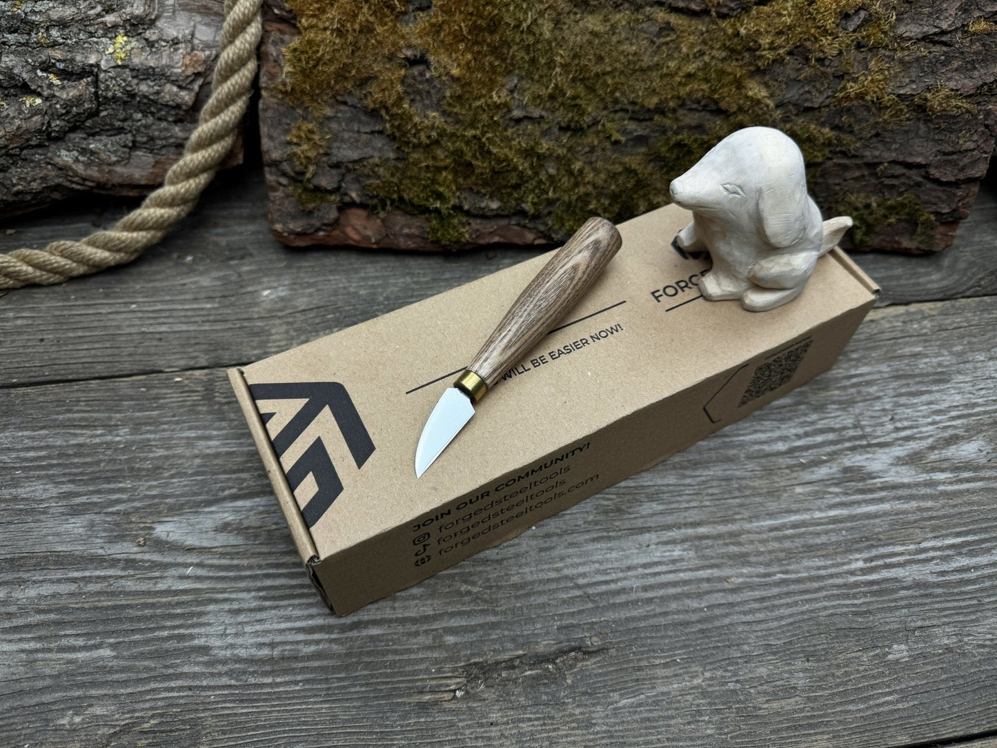 Dog Carving Kit - Complete Starter Whittling Kit for Beginners, Adults, Teens, and Kids